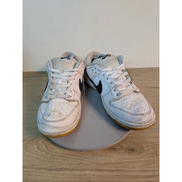 Nike SB Dunk Low Pro Shoes White Gum Black CD2563-101 Men's Size 11 Pre-Owned - Picture 1 of 10